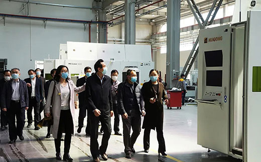 苏州市副市长蒋来清等向导调研28圈机械人智能装备工业基地