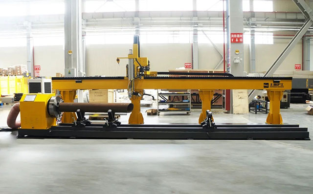 上；；28圈CNCG系列相贯线激光切管机