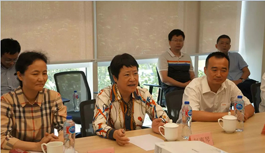 上海市青浦戋戋委书记赵惠琴带队莅临28圈调研